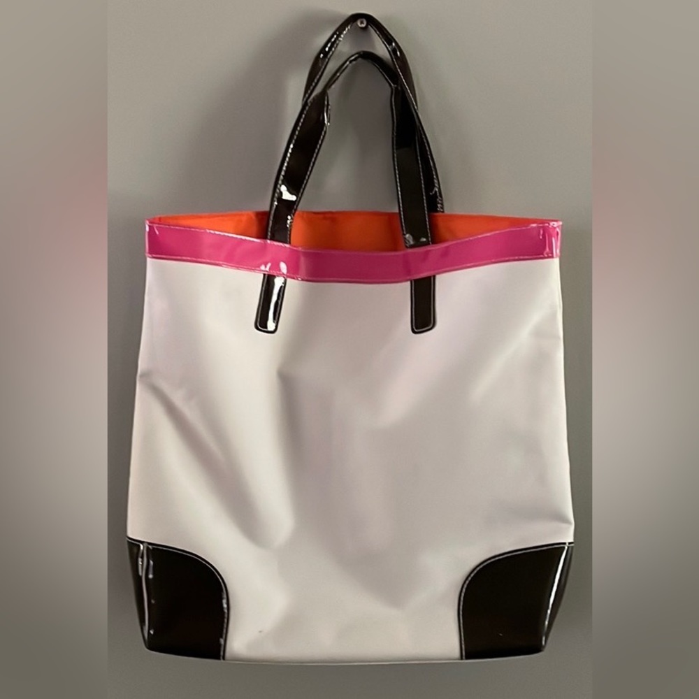 Estée Lauder Tote Canvas/Vinyl Washable Bag